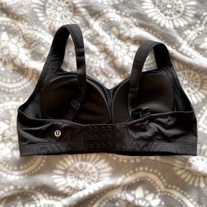Black Lululemon Sports Bra